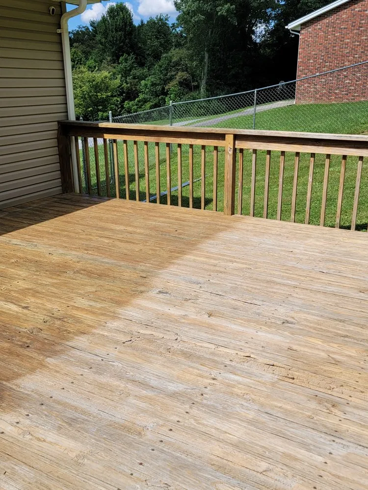 Custom yard maintenance in Bluefield, VA by Pugh's General Contracting