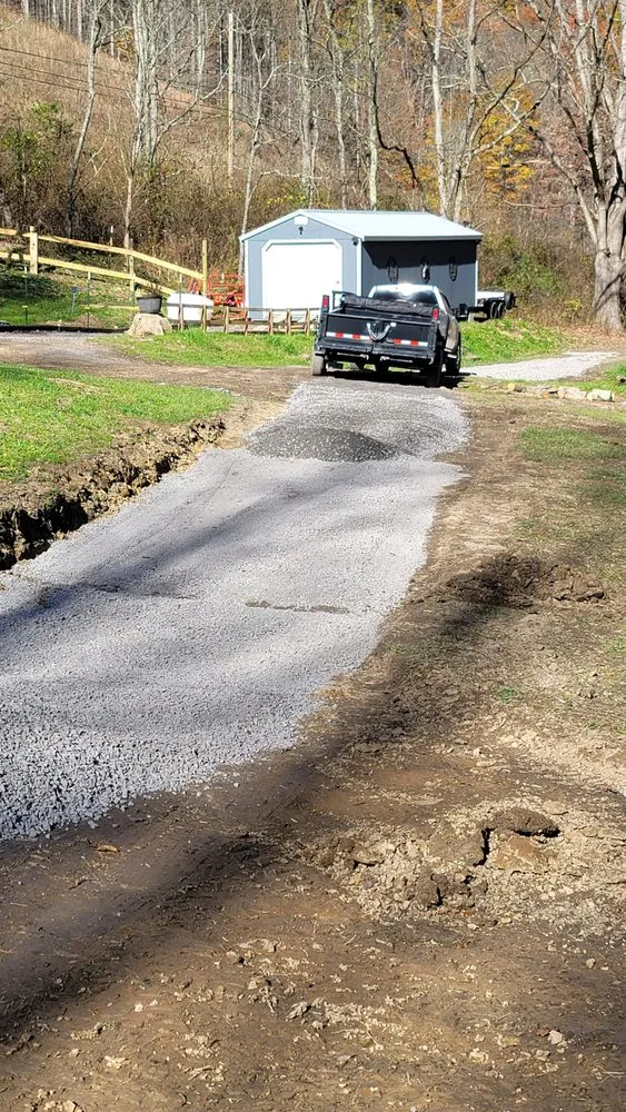 Custom lawn care service in Bluefield, VA by Pugh's General Contracting