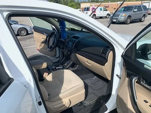 Pull Up 2 U Car Detailing and Sanitation Logo