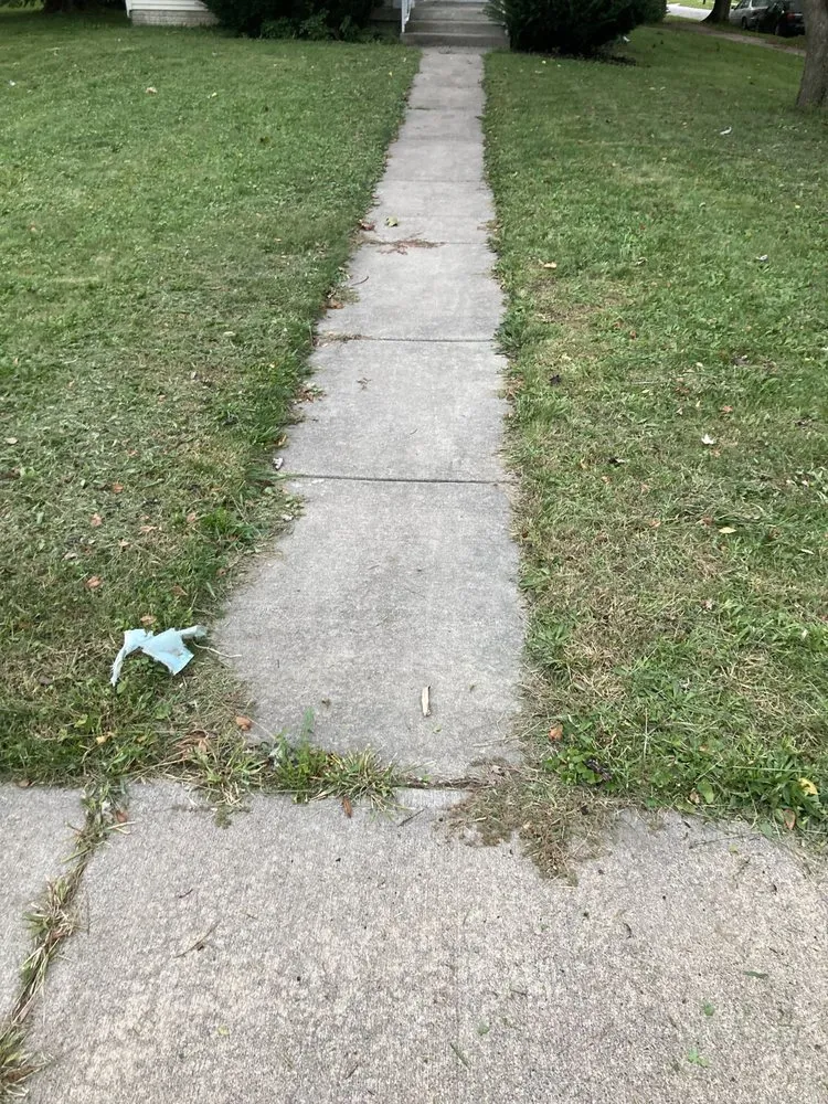 Custom residential landscaping for homes across Toledo, OH - Pullin-Up