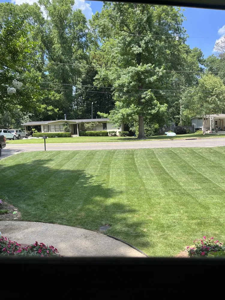 Top-rated yard cleanup service with custom design across Birmingham, AL - Pulling Strings Lawn Care