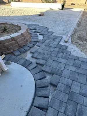 Puma's Landscaping Logo