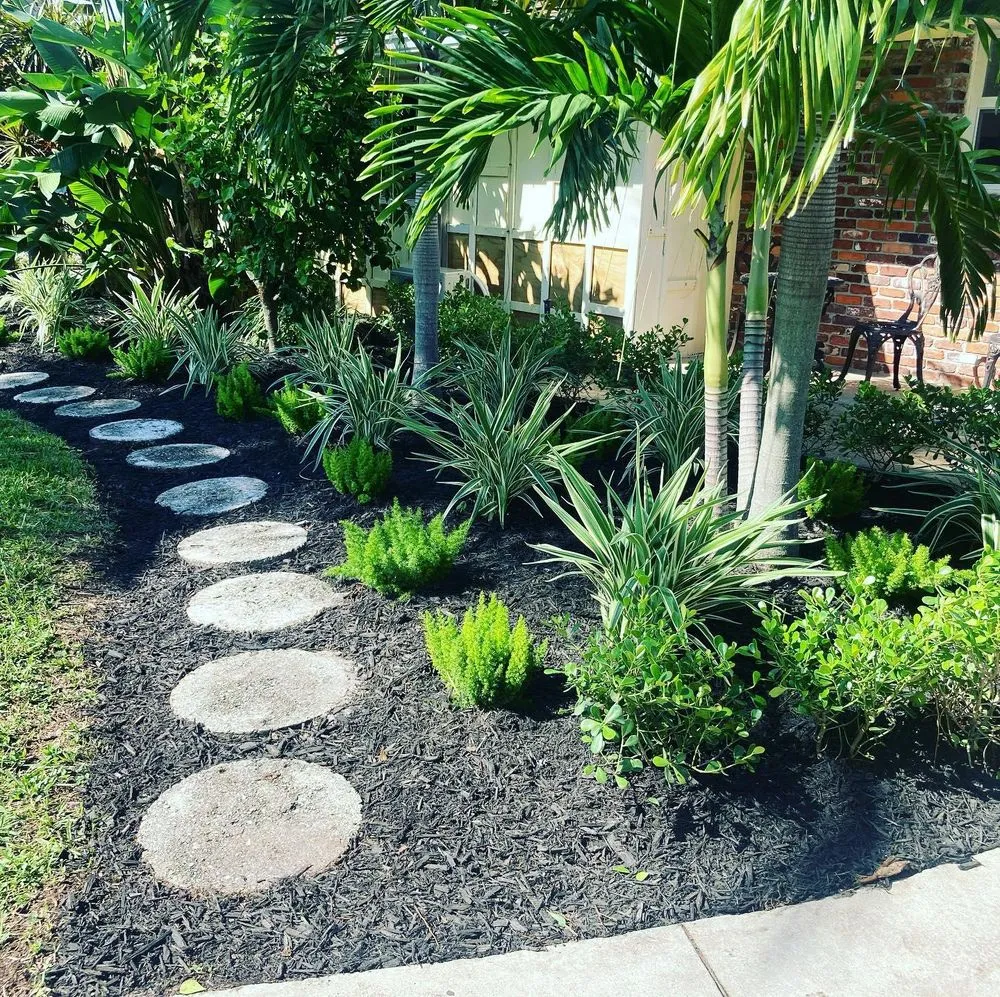 Expert landscape installation for year-round maintenance across Jupiter, FL - Pura Vida Landscape