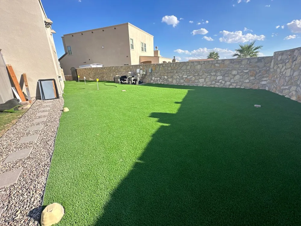 Affordable landscape installation in El Paso, TX - Purchase Green Artificial Grass - El Paso