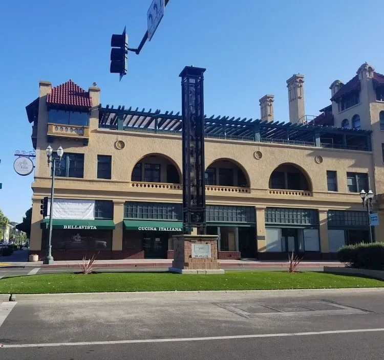 Expert yard cleanup service in Manteca, CA - Purchase Green Artificial Grass - Manteca