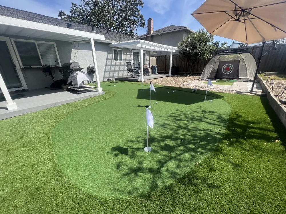 Custom lawn care service experts serving Salinas, CA - Purchase Green Artificial Grass - Monterey