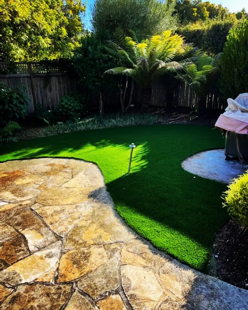 Affordable lawn care service experts serving Salinas, CA - Purchase Green Artificial Grass - Monterey