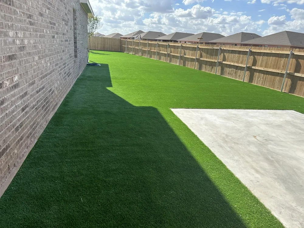 Expert landscape design experts serving Odessa, TX - Purchase Green Artificial Grass - Odessa-Midland