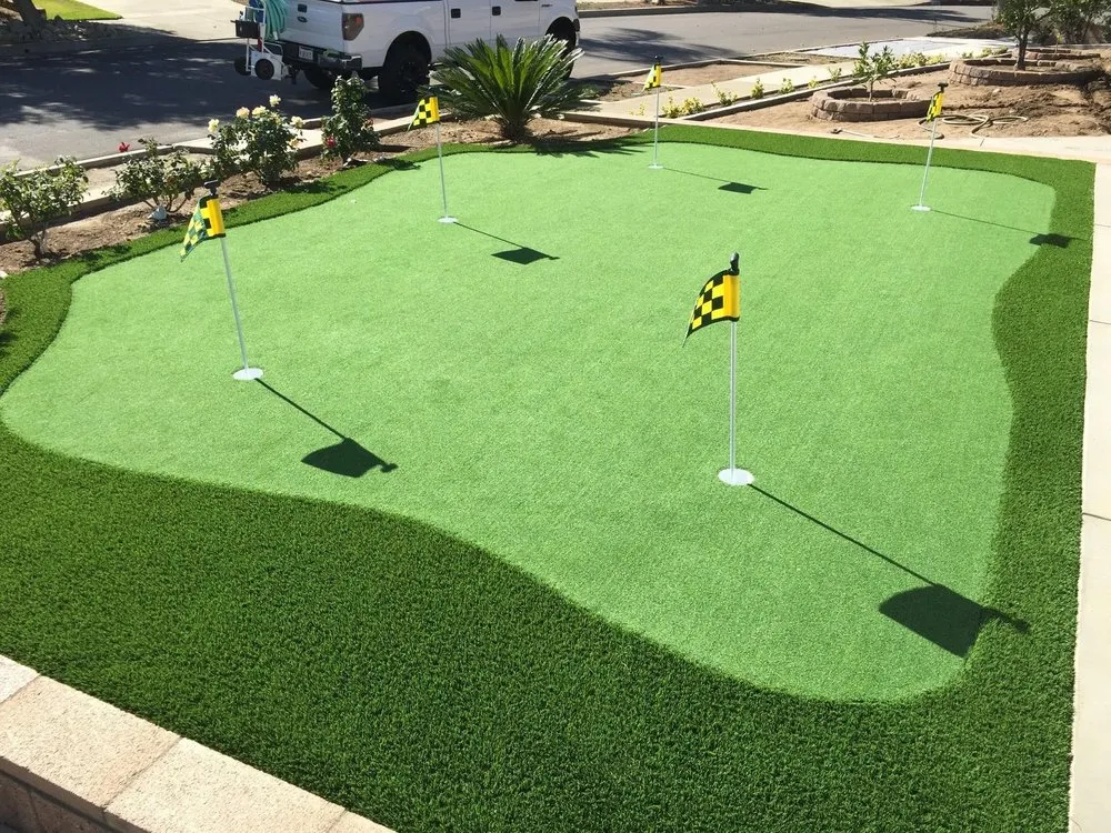 Custom yard maintenance experts serving Lowell, MI - Purchase Green Artificial Grass - West Michigan