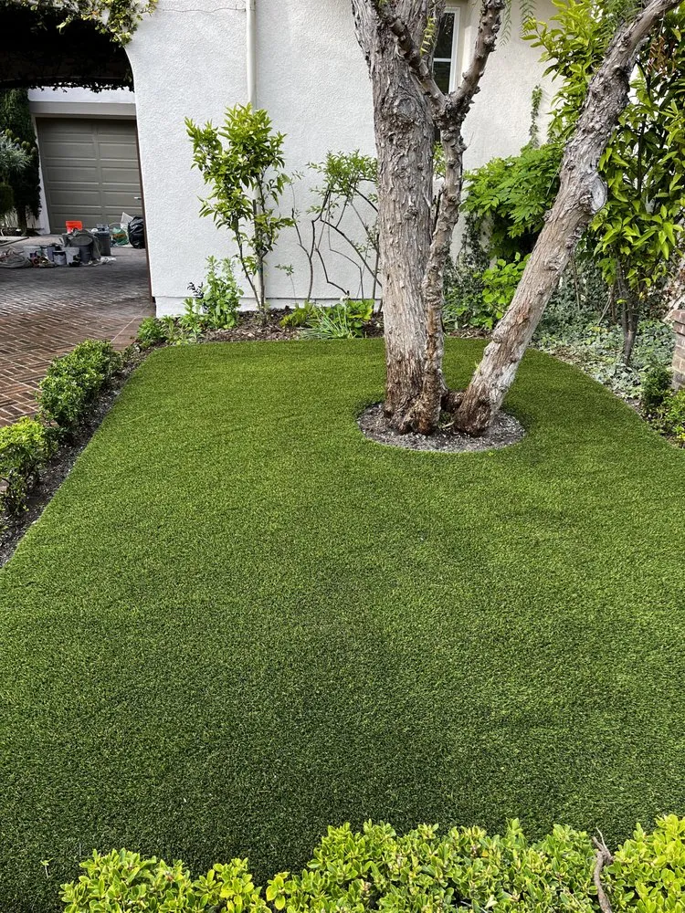 Affordable lawn mowing service in Los Alamitos, CA - Purchase Green Artificial Grass-Los Alamitos