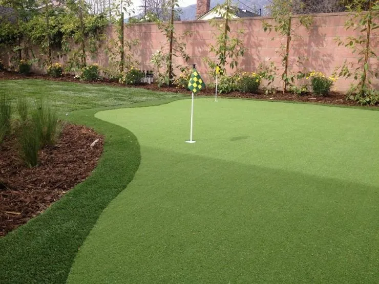 Reliable yard maintenance in Palm Desert, CA - Purchase Green Artificial Grass
