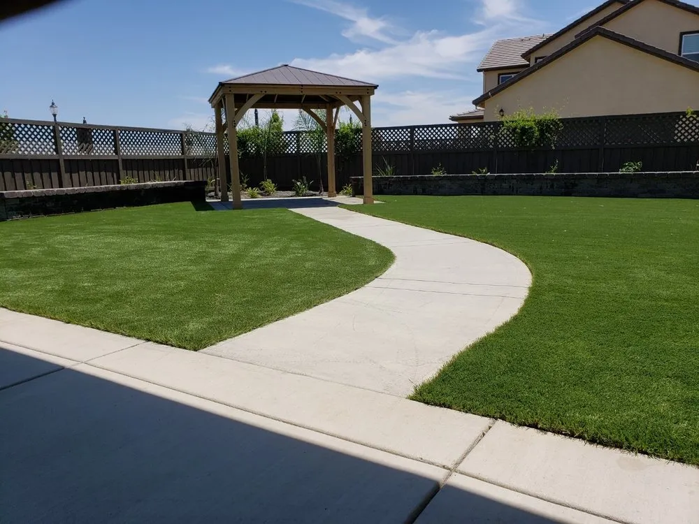 Expert garden landscaping for year-round maintenance across Springfield, VA - Purchase Green Artificial Grass