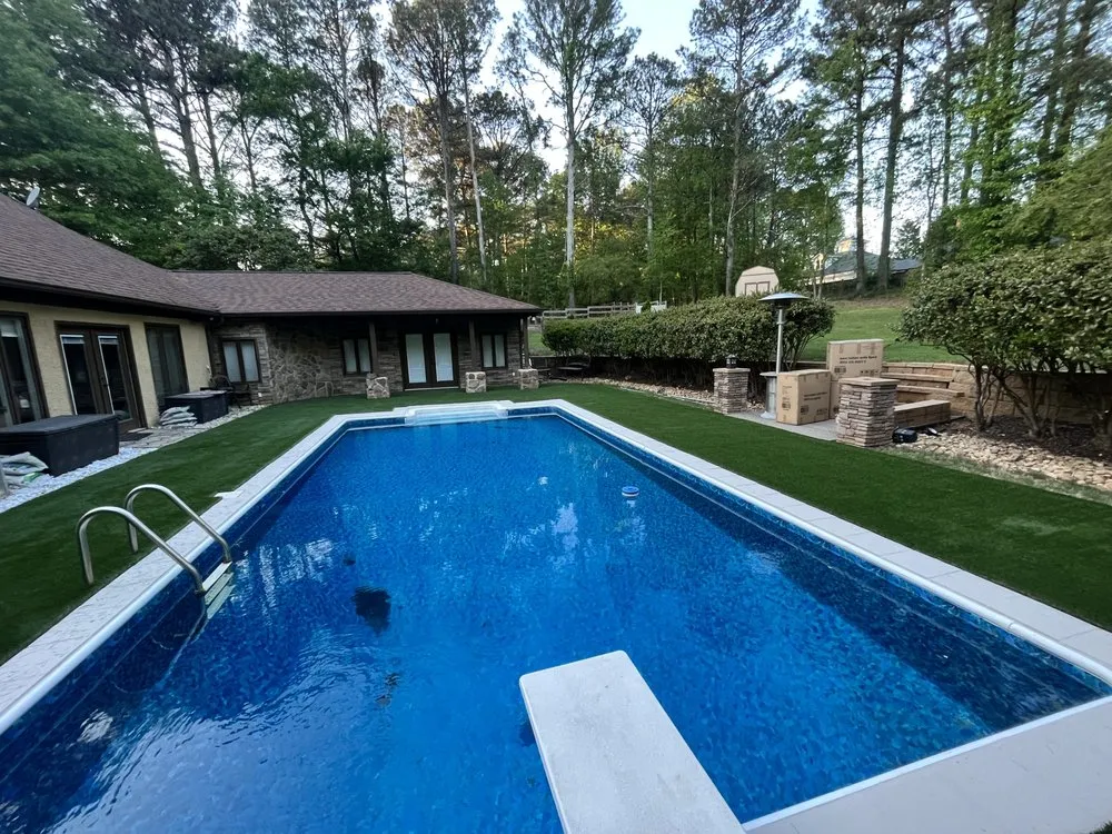 Top-rated lawn care service in Cartersville, GA - Purchase Green Artificial Green - Atlanta North