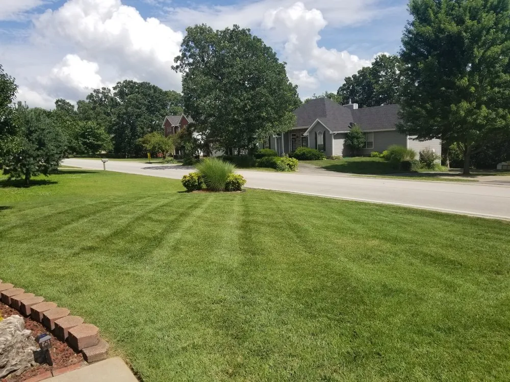 Local outdoor landscaping experts serving Webb City, MO - Pure Lawn Management