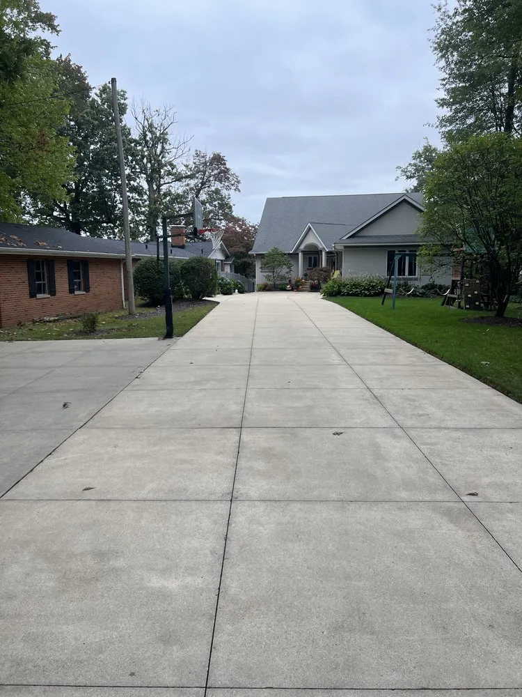 Reliable yard maintenance in Alliance, OH - Pureview Window Cleaning & Exterior Services