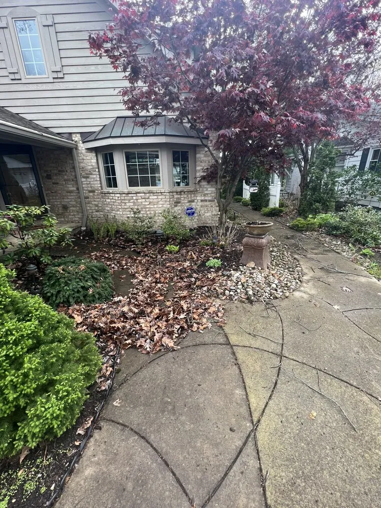 Local lawn mowing service in Alliance, OH by Pureview Window Cleaning & Exterior Services