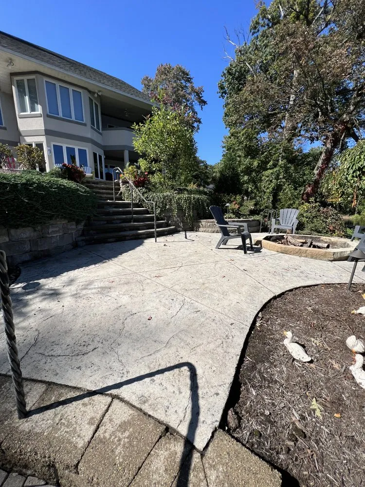 Affordable lawn care service in Alliance, OH - Pureview Window Cleaning & Exterior Services