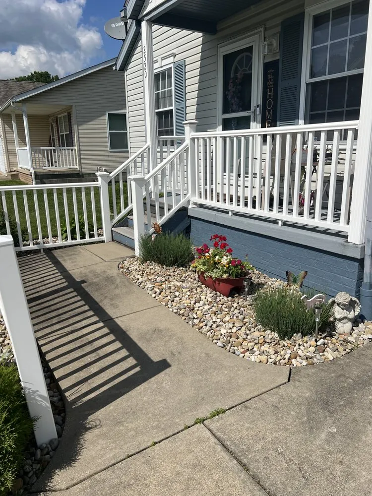 Local outdoor landscaping in Alliance, OH - Pureview Window Cleaning & Exterior Services