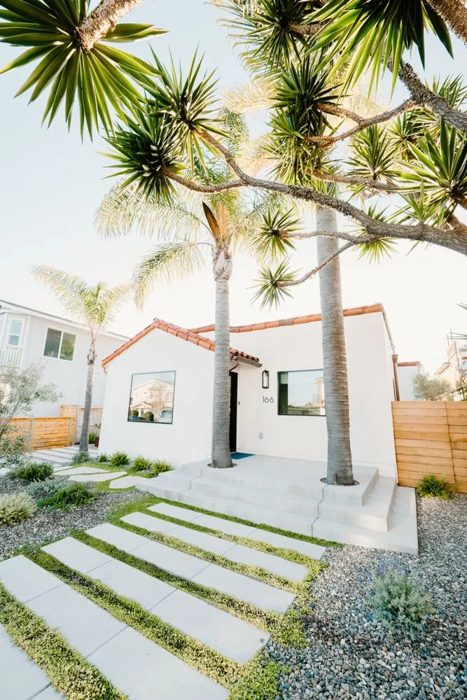 Reliable lawn care service in San Luis Obispo, CA by Purlieu Landscapes