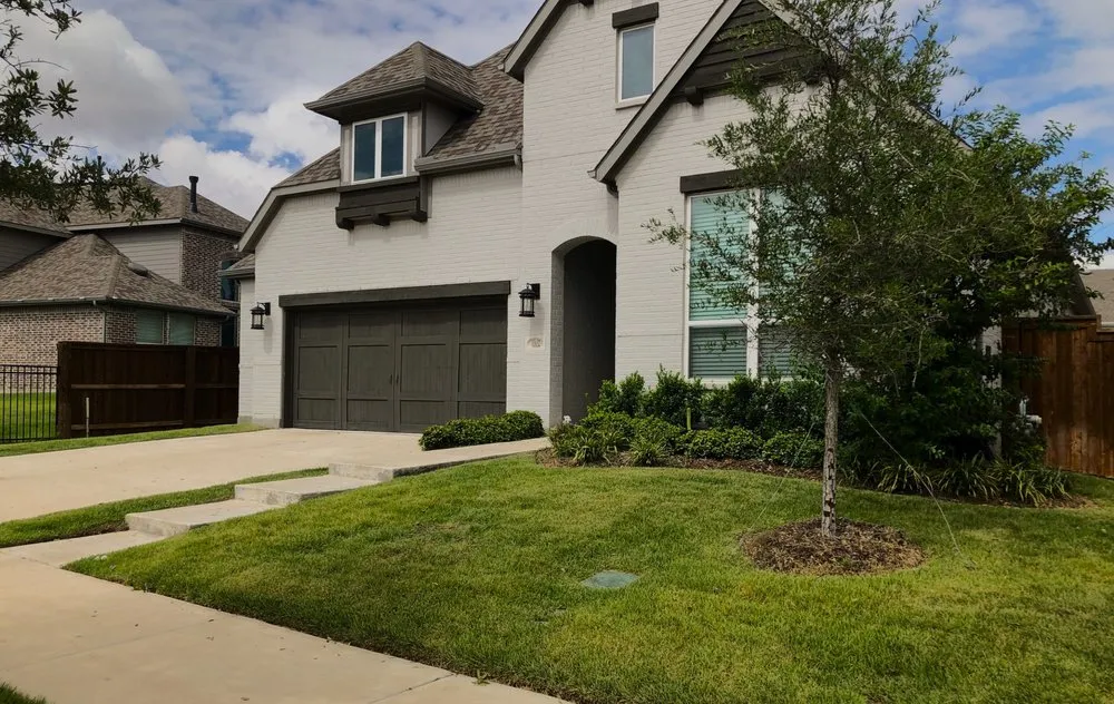 Top-rated yard cleanup service in Fort Worth, TX - Purple Care - Lawn Care & Pest Control Fort Worth