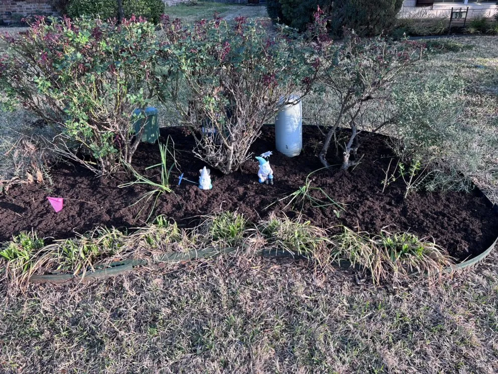 Affordable garden landscaping in McGregor, TX by Pursley’s Lawn and Landscape