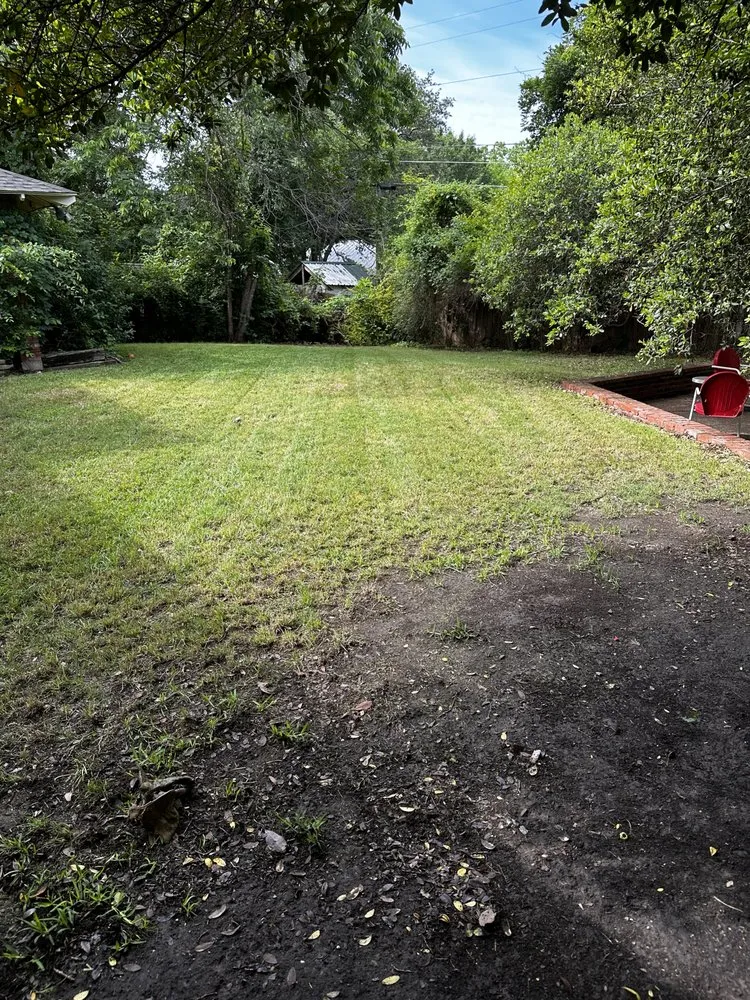 Expert yard maintenance in McGregor, TX by Pursley’s Lawn and Landscape