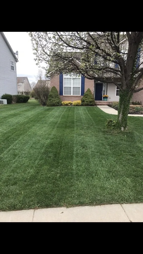 Top-rated lawn care service in Columbus, IN - Pushing Perfection 812 Lawn Care