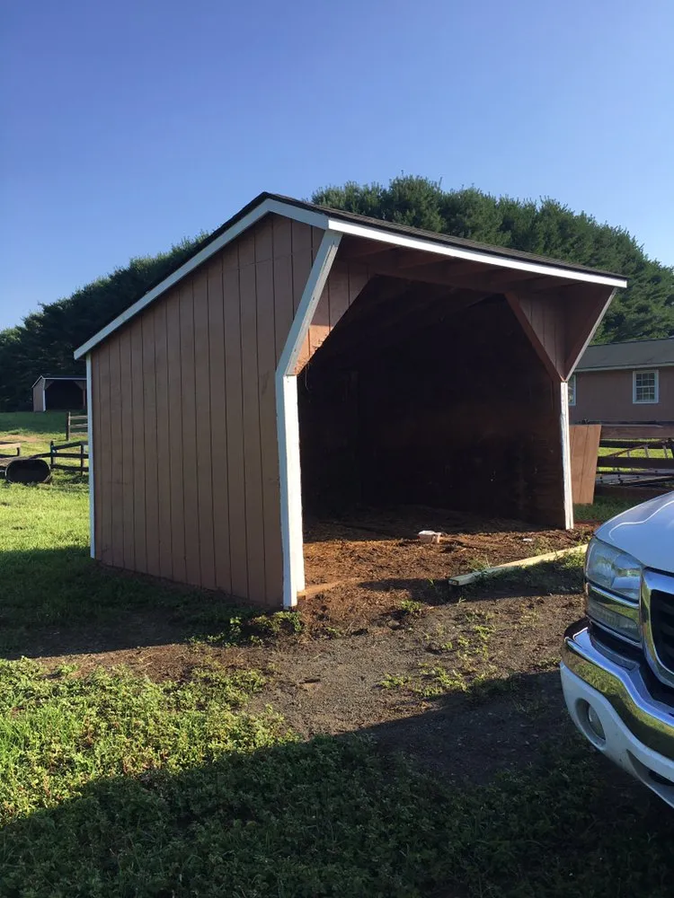 Local garden landscaping experts serving Amissville, VA - Putnam's Home And Garden Services