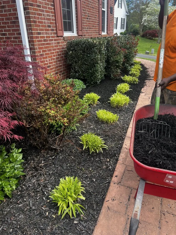 Expert landscaping services in Amissville, VA - Putnam's Home And Garden Services
