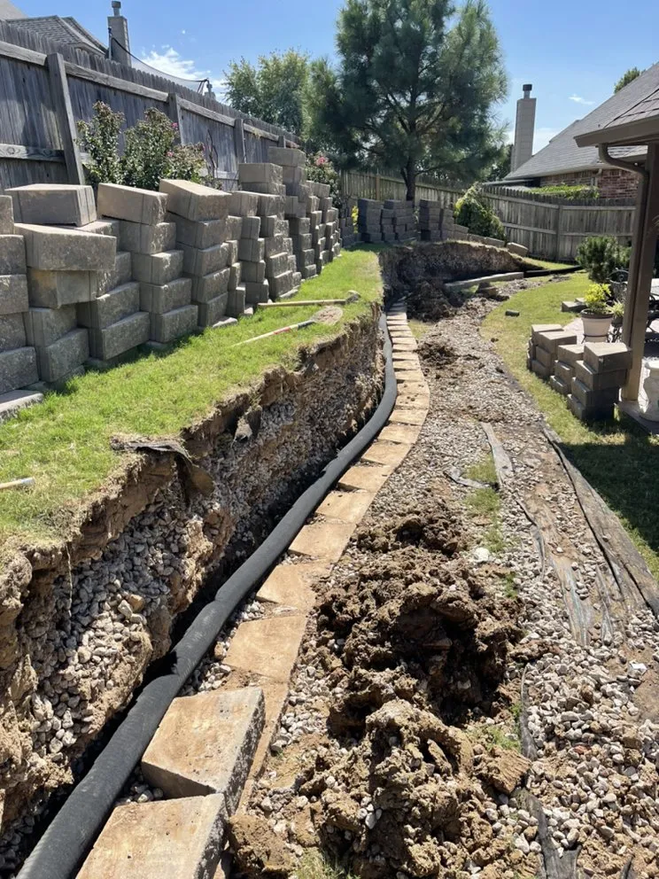 Local garden landscaping in Broken Arrow, OK by P&W Earthworx