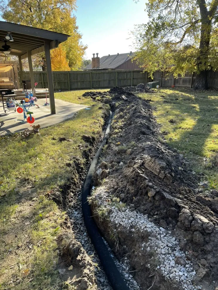 Professional garden landscaping in Broken Arrow, OK by P&W Earthworx