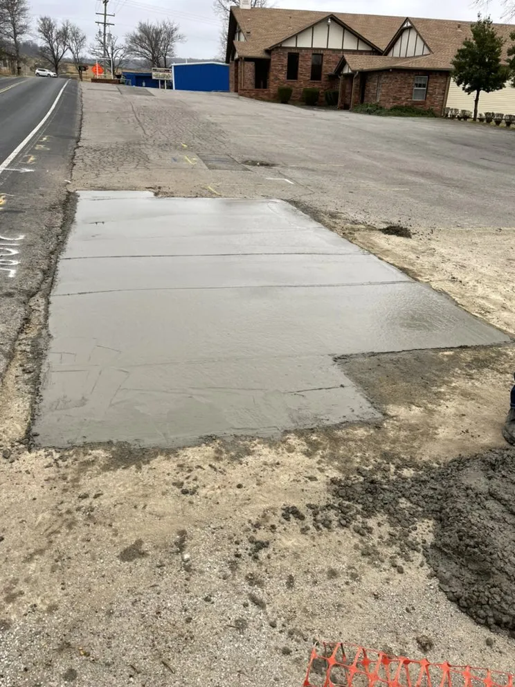 Expert landscape design for homes in Broken Arrow, OK by P&W Earthworx