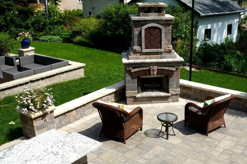 Trusted outdoor landscaping experts serving Wheaton, IL - PW Landscaping