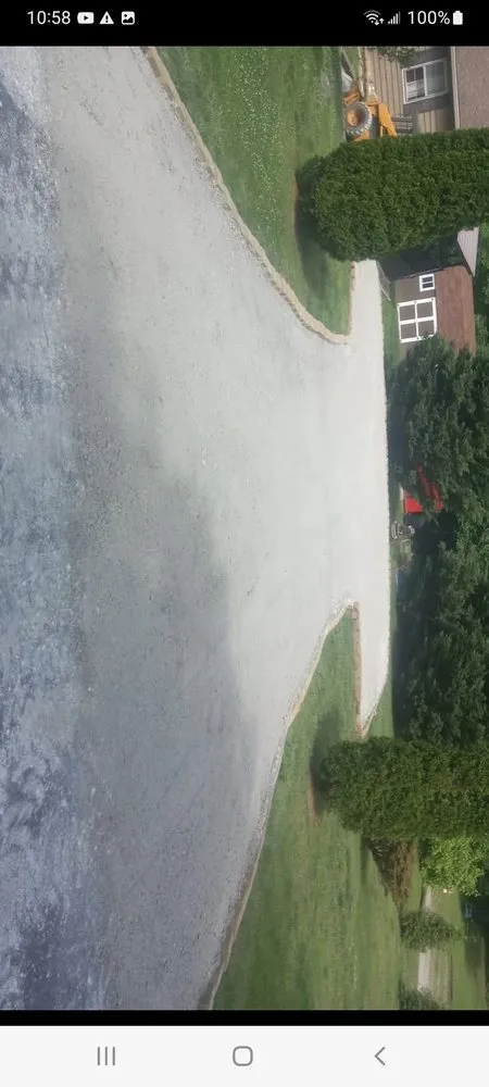 Affordable lawn mowing service in Clinton, TN - Pyles Landscaper