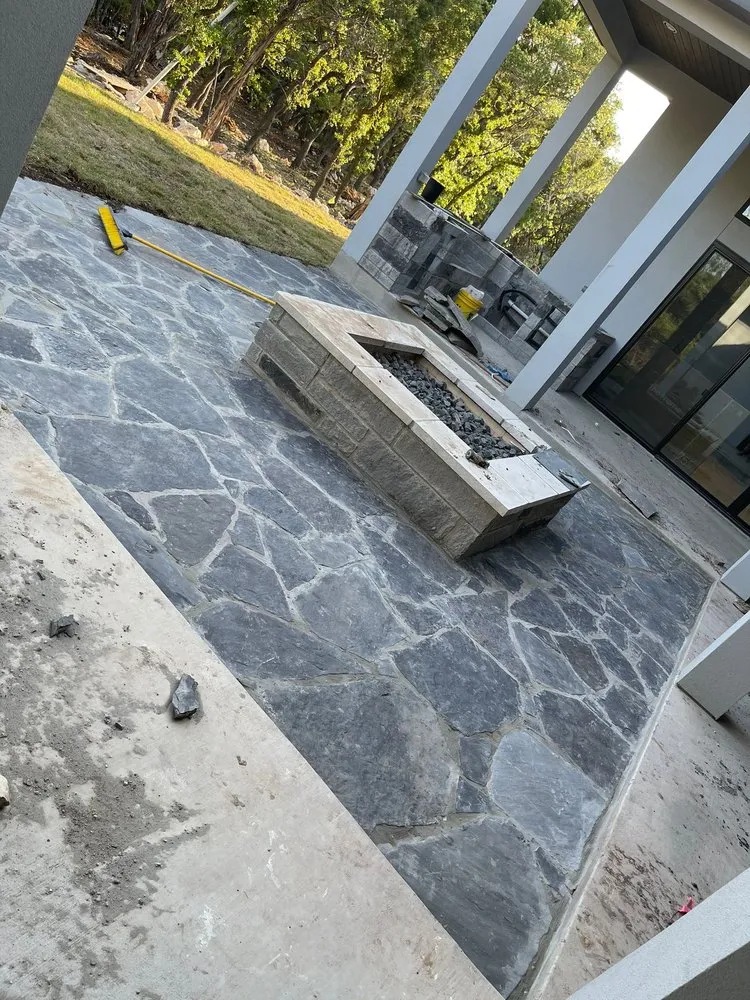 Top-rated garden landscaping with custom design in Miami, TX by PZ Mansory & Landscaping