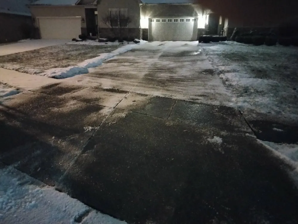 Reliable outdoor landscaping near you in Columbus, OH by Q & Son's Hauling & Towing