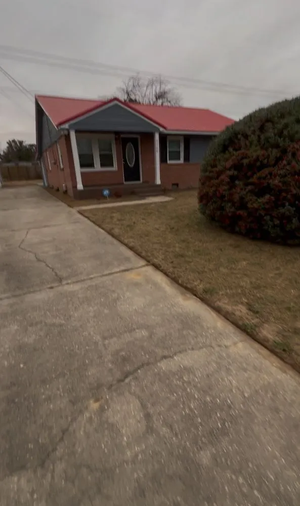 Expert lawn mowing service experts serving Fayetteville, NC - Qadash Vybez Landscaping