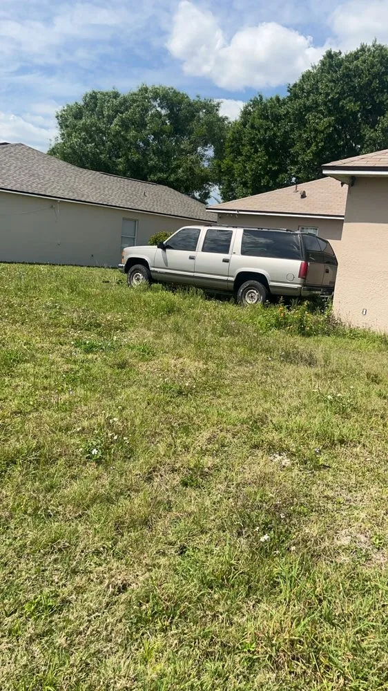 Trusted lawn mowing service for residential properties in Bartow, FL by Q&C Landscaping