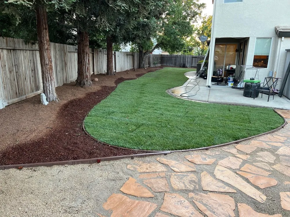 Local lawn mowing service for year-round maintenance in Elk Grove, CA by QD LANDSCAPING