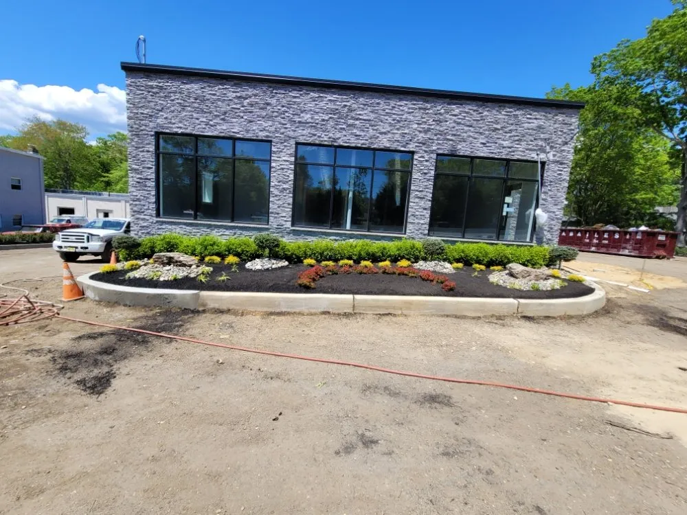 Reliable outdoor landscaping experts serving South Brunswick Township, NJ - QEN Landscaping