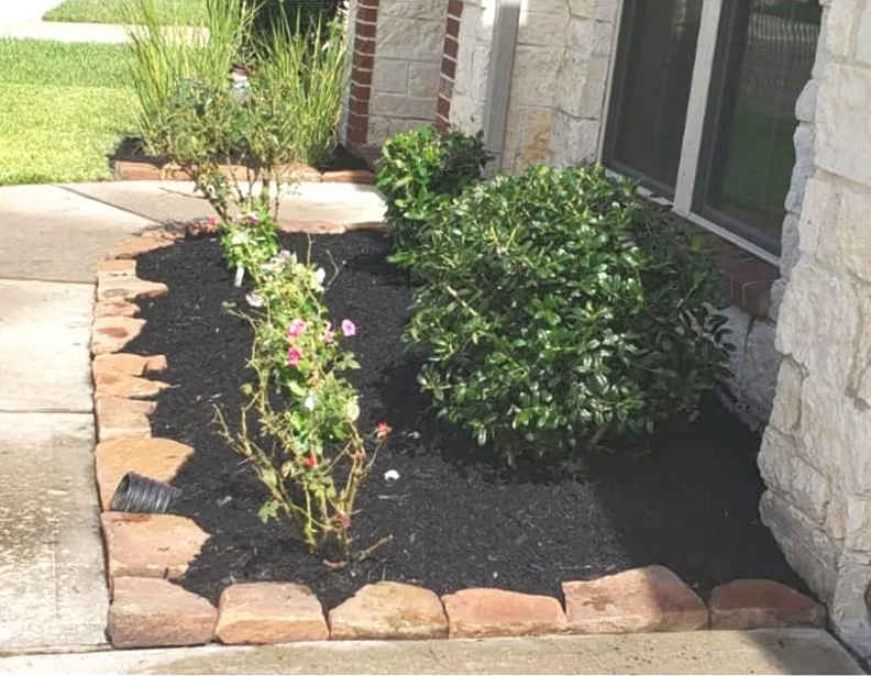 Local residential landscaping in Conroe, TX by QHR Lawn Care & Landscaping
