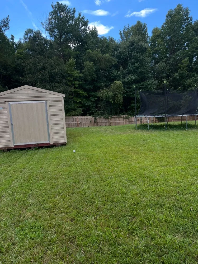 Reliable lawn mowing service experts serving Jonesboro, GA - Qlawncare