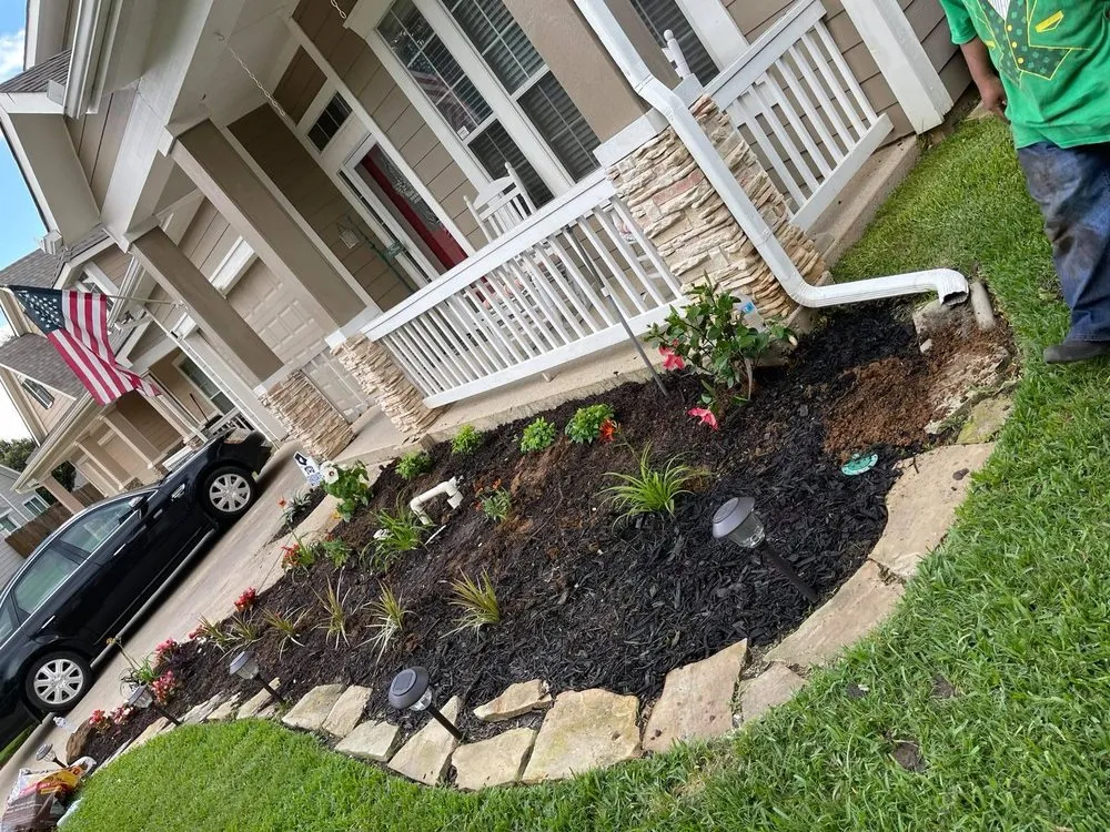 Top-rated landscape design in Lewisville, TX by Qleaves Landscape