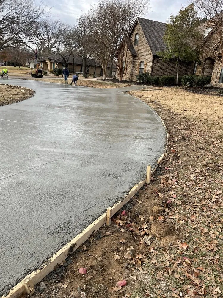 Professional yard cleanup service in Flower Mound, TX - Qro Concrete