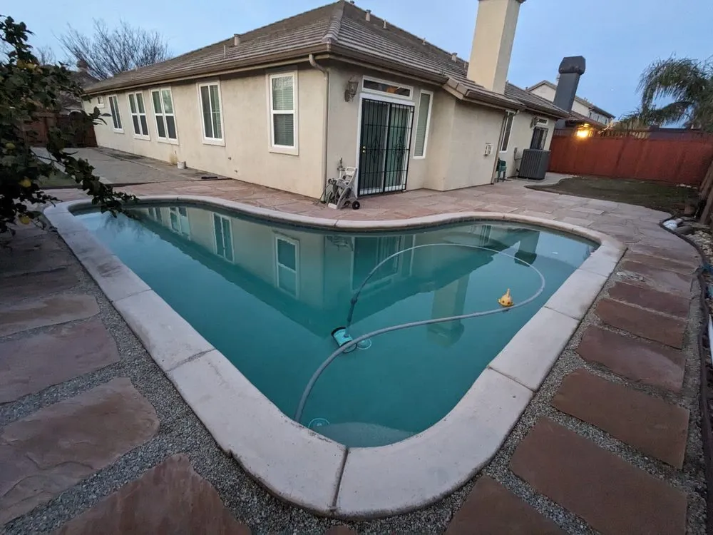 Local yard cleanup service in Newman, CA - Q's Green Valley