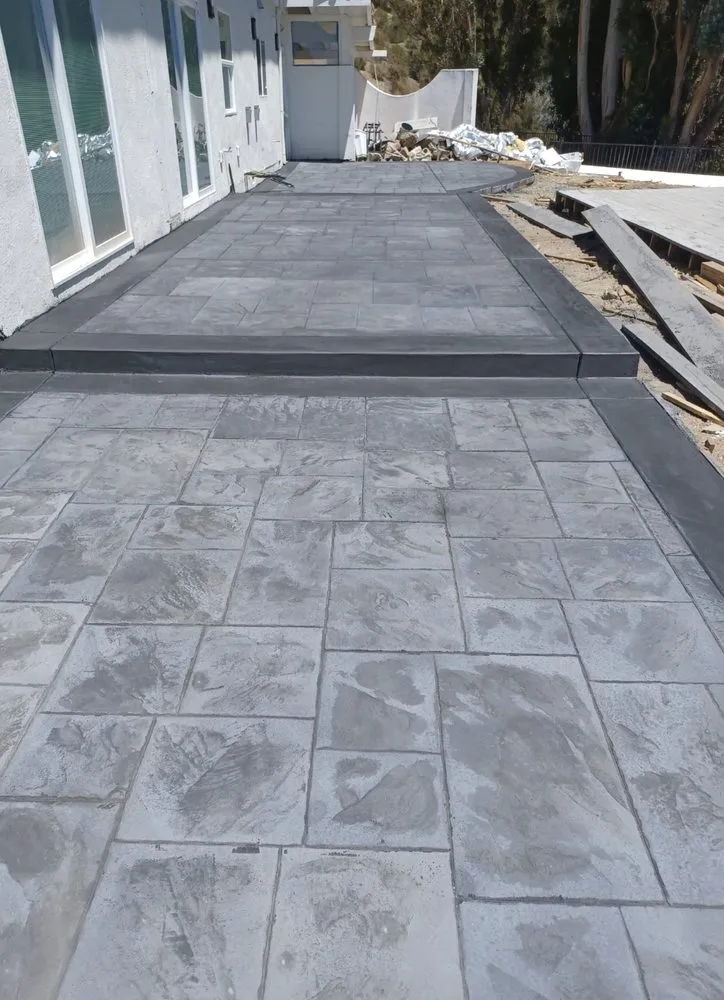 Reliable lawn mowing service for outdoor upgrades across Newman, CA - Q's Green Valley