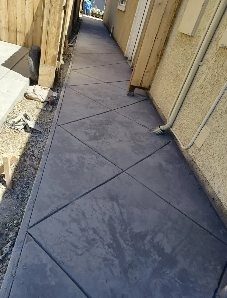 Affordable yard cleanup service in Newman, CA - Q's Green Valley