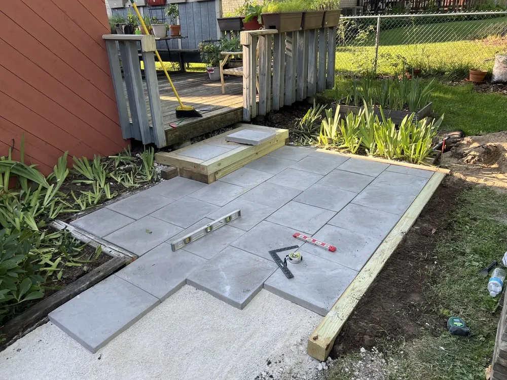 Top-rated landscaping services experts serving DeKalb, IL - Q’S Lawncare