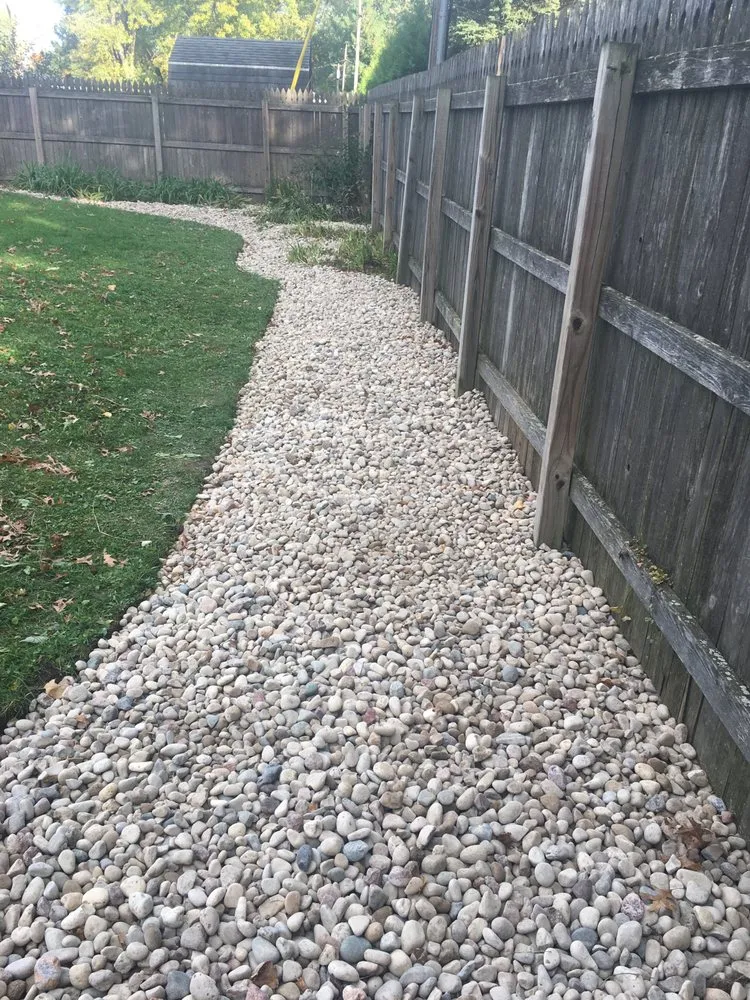 Local landscape design in DeKalb, IL by Q’S Lawncare