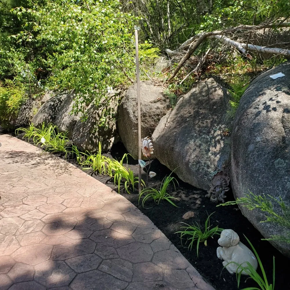 Affordable garden landscaping for beautiful yards across Coventry, RI - Q's Quality Lawn Care